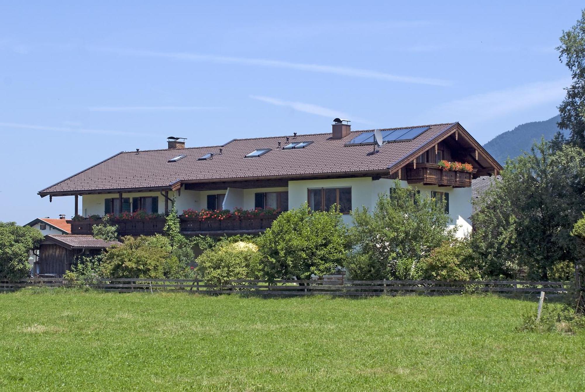 Gaestehaus Weissenbacher-Ferienwohnungen Marquartstein Εξωτερικό φωτογραφία